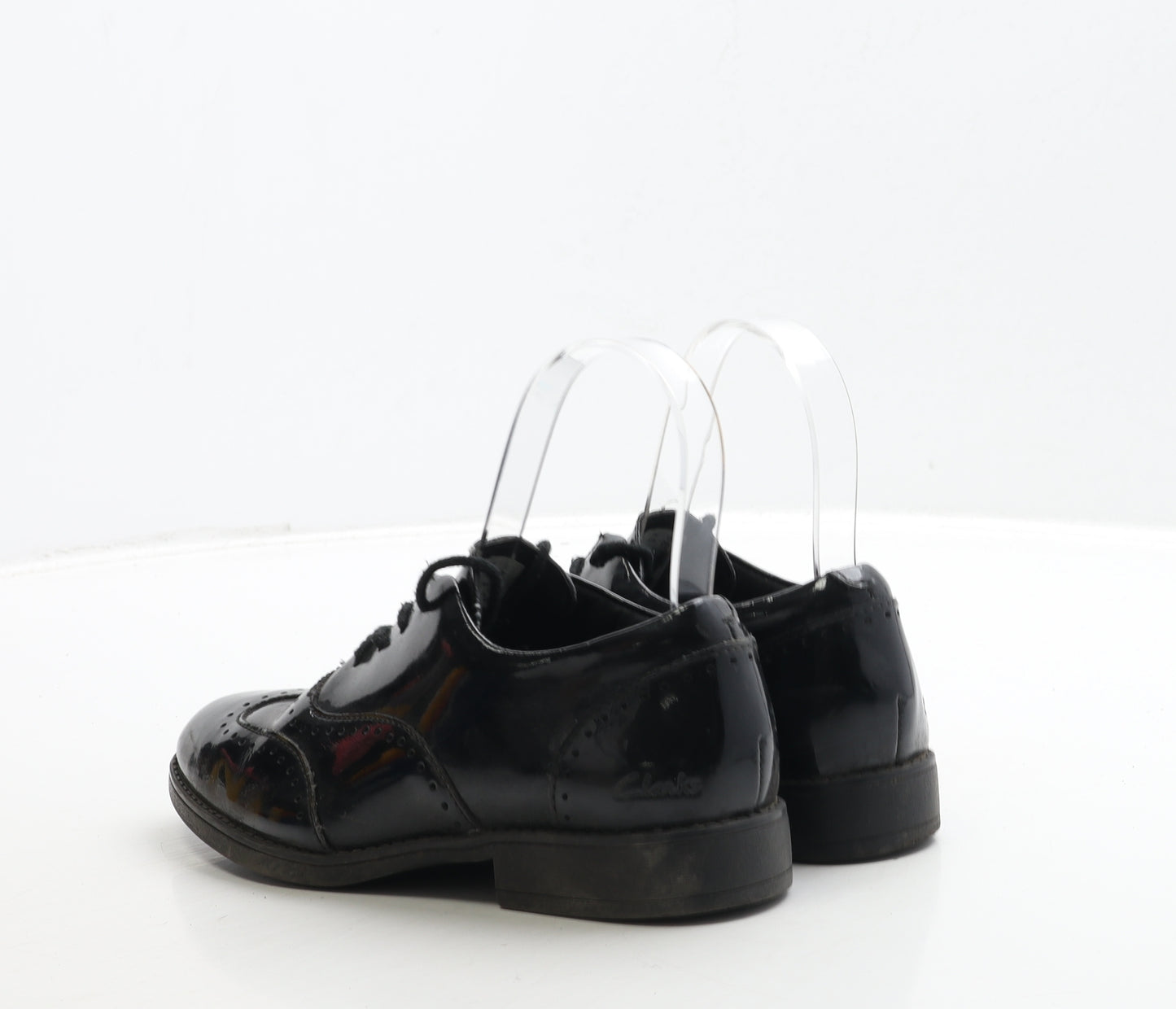Clarks Girls Black PVC Brogue Casual UK 1.5