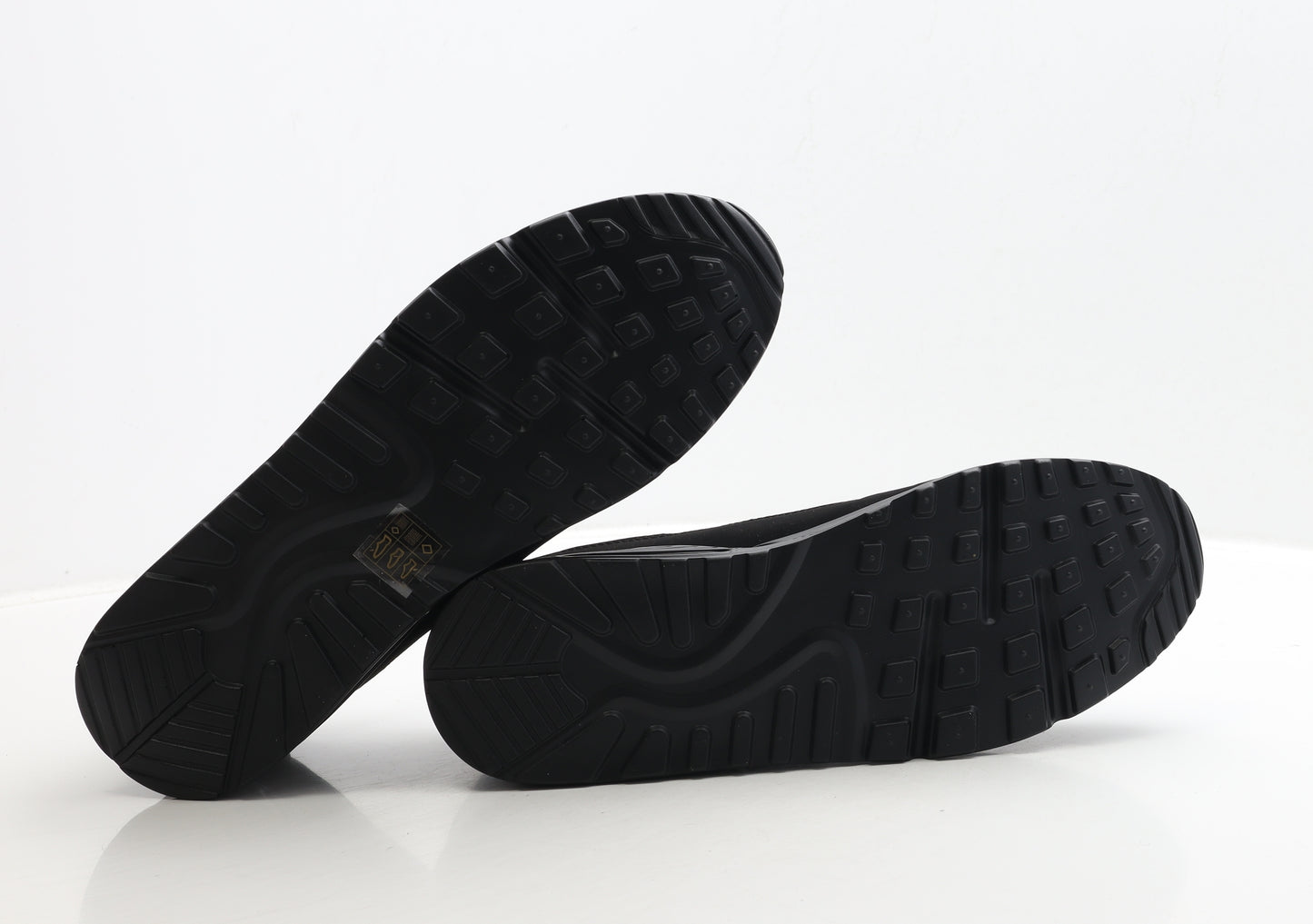 Preworn Mens Black Polyester Trainer UK 10 44