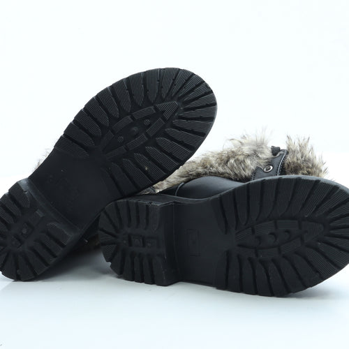 Preworn Girls Black Leather Combat Boot UK 2 34