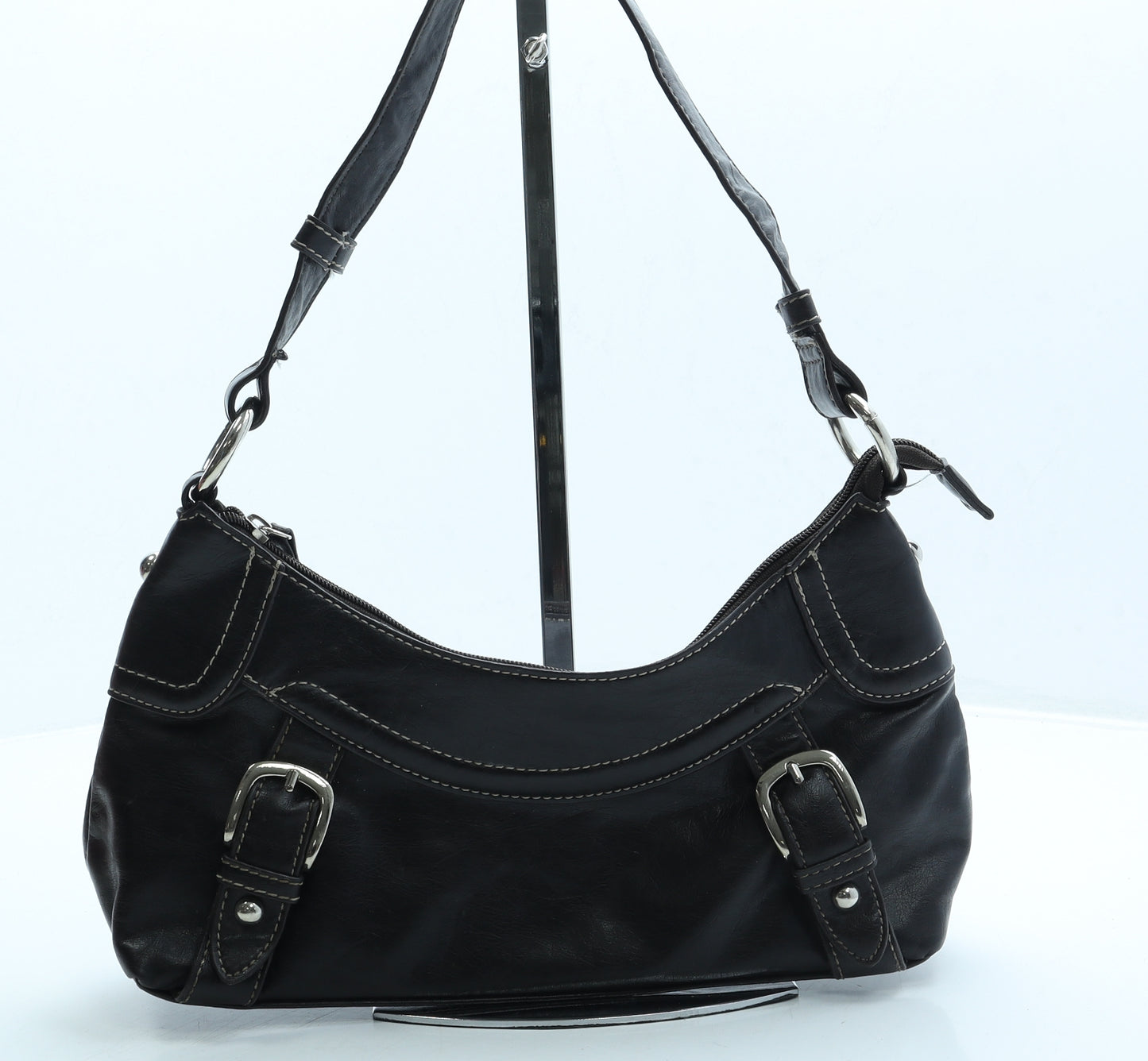 Preworn Womens Black Leather Shoulder Bag Size Small Zip