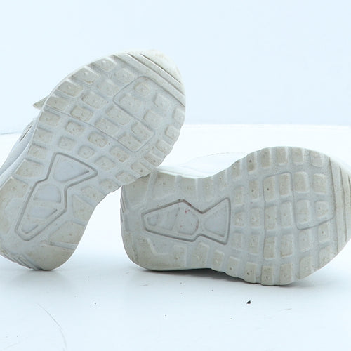 F&F Girls White Leather Trainer UK 4 20 - Butterfly