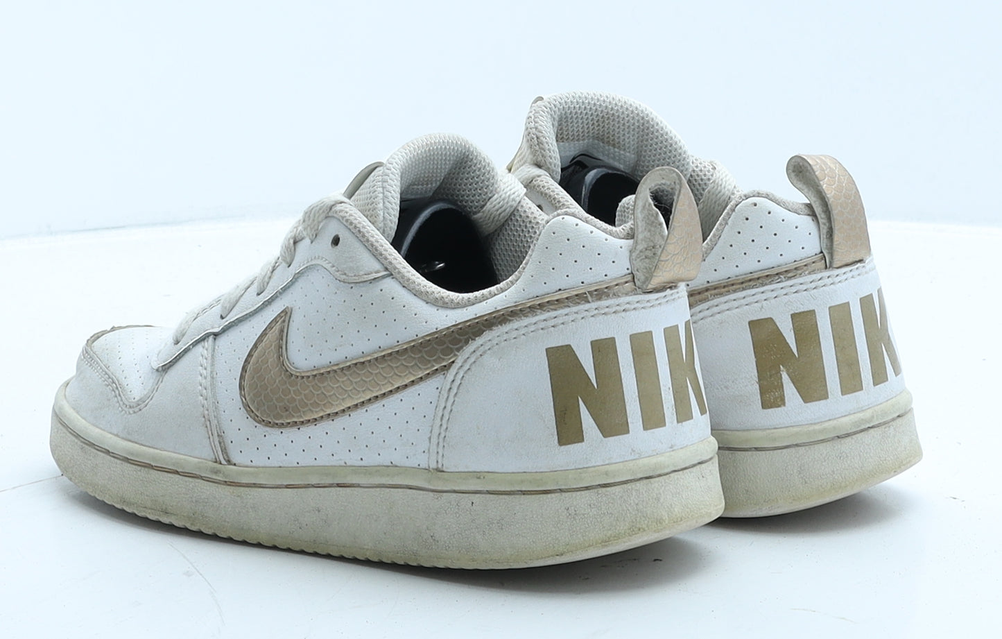 Nike Boys White Geometric Leather Trainer UK 3 35.5