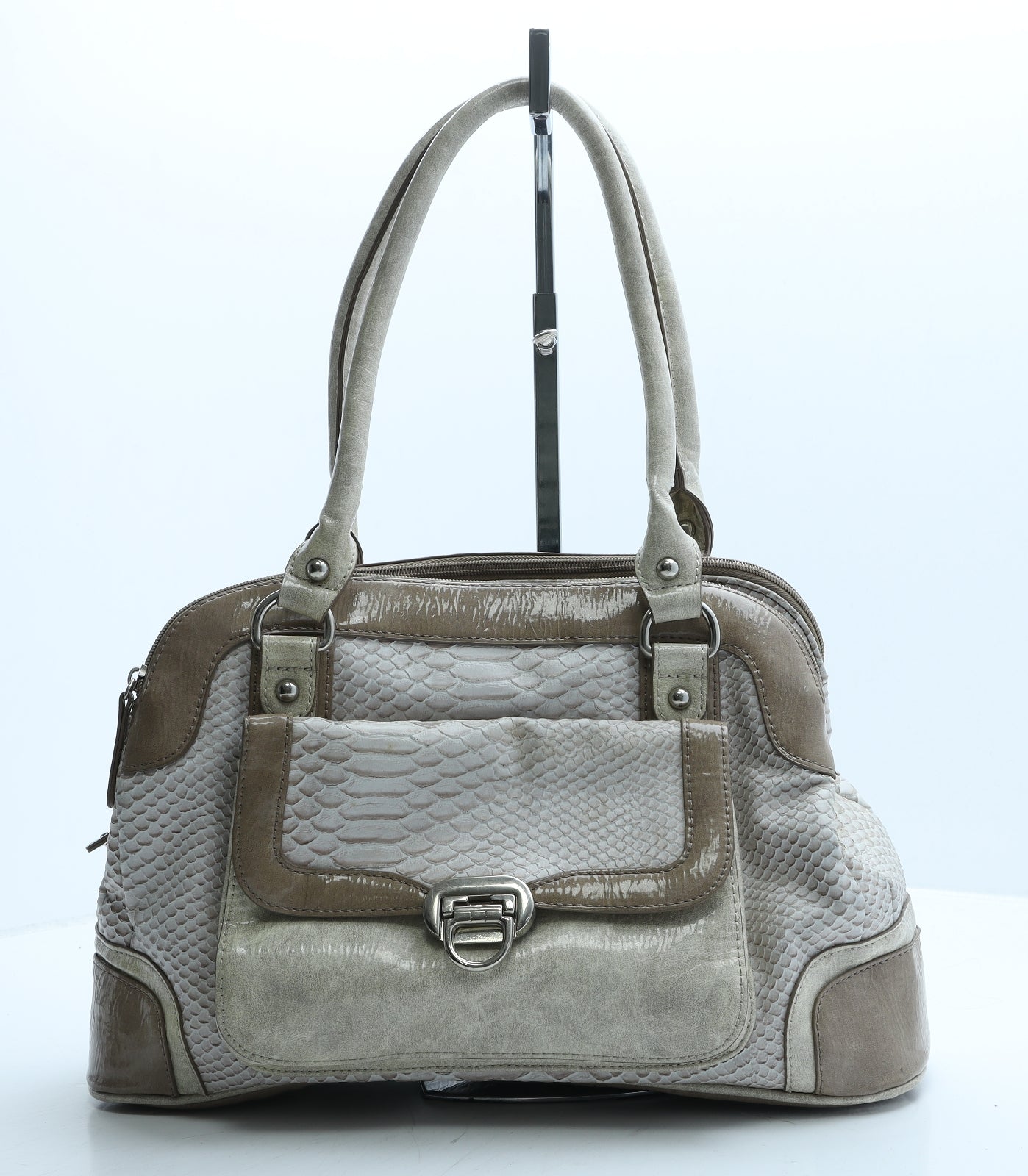 Preworn Womens Beige Animal Print Leather Shoulder Bag Size Medium Zip - Snake Print