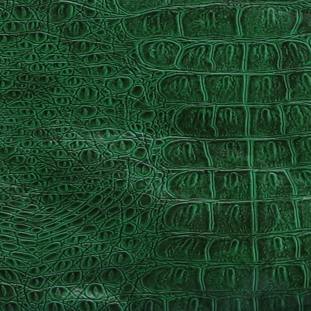Limited Collection Womens Green Animal Print Leather Clutch Size Medium Magnetic - Crocodile Texture
