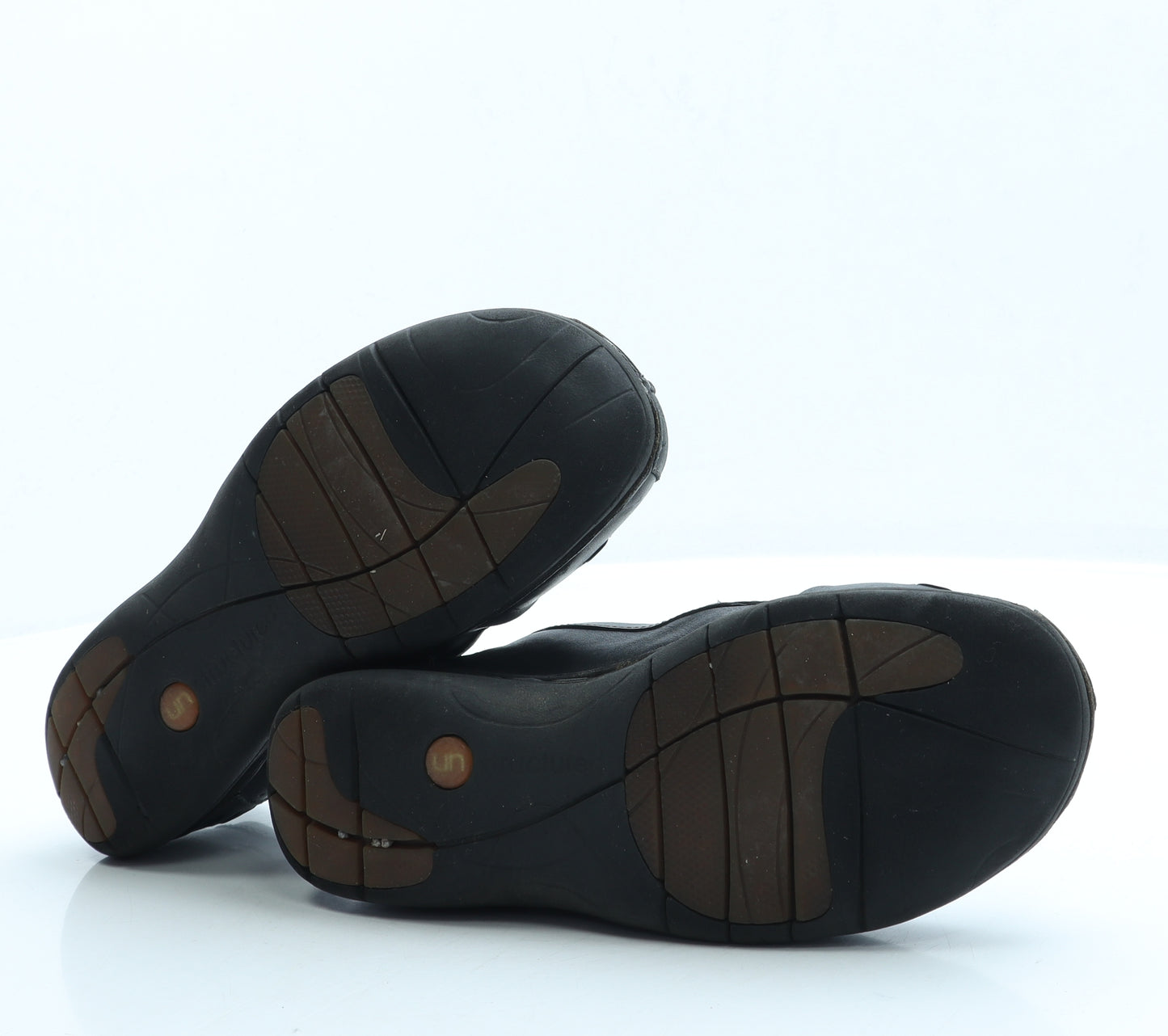 Clarks Womens Black Leather Slip On Flat UK 5.5