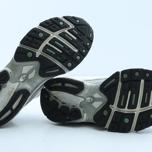 New Balance Womens Grey Geometric Fabric Trainer UK 3 35