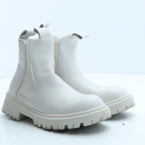 Preworn Womens Ivory Leather Chelsea Boot UK 4 37