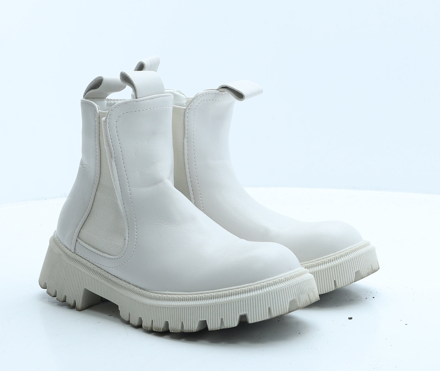 Preworn Womens Ivory Leather Chelsea Boot UK 4 37