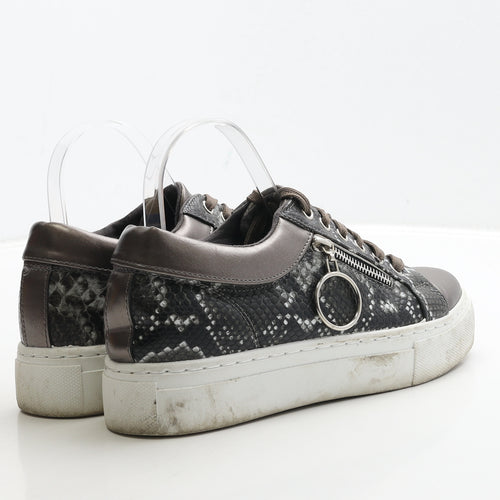 Krush Womens Brown Geometric Polyester Trainer UK 7