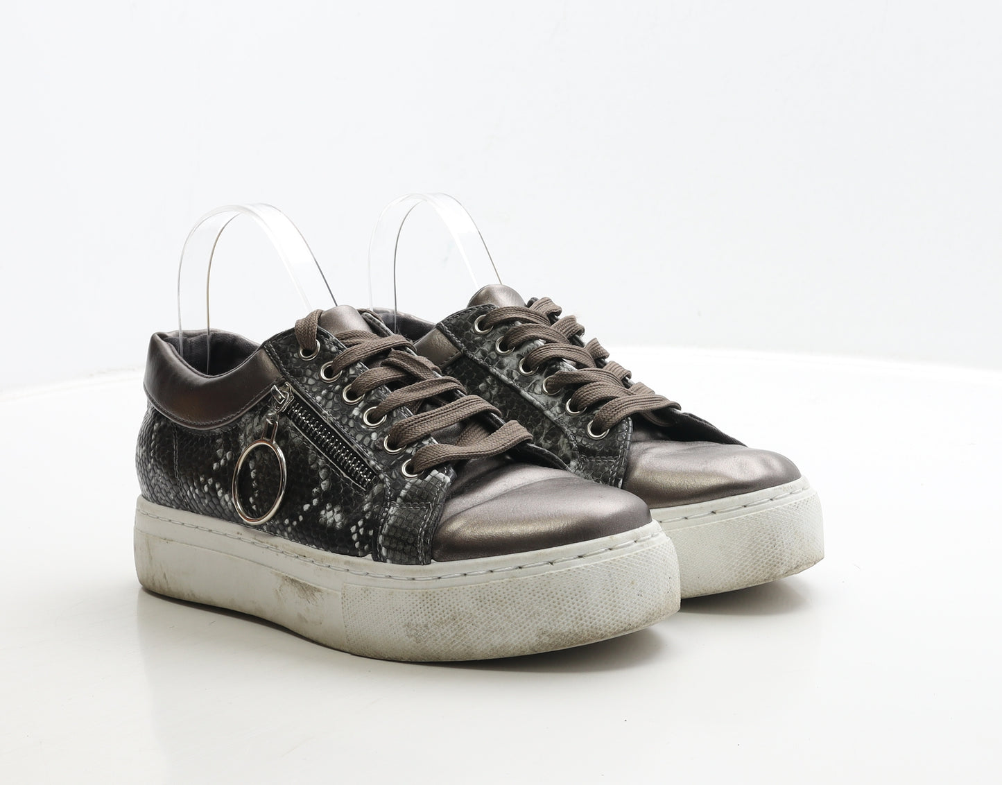 Krush Womens Brown Geometric Polyester Trainer UK 7