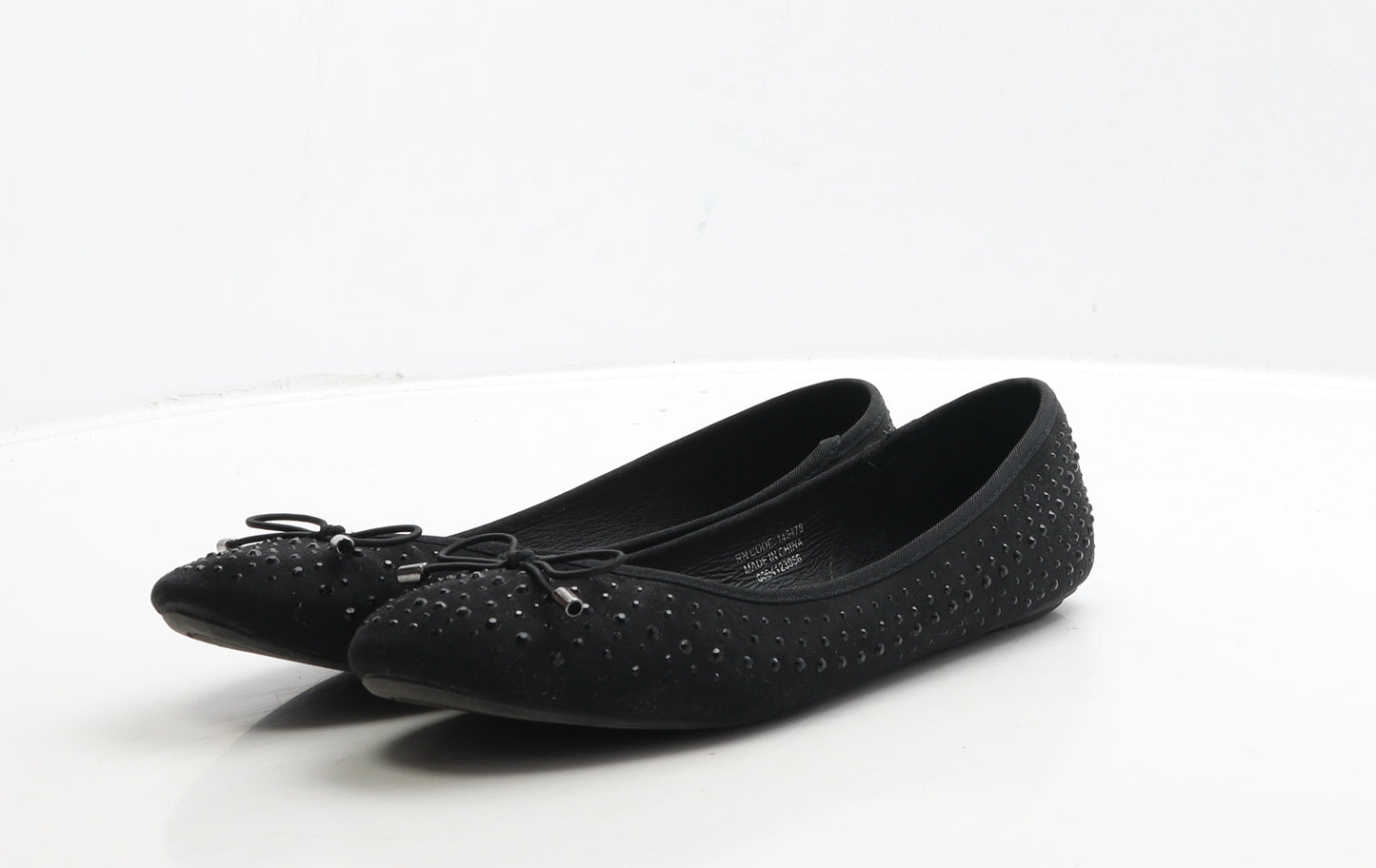 Preworn Womens Black Suede Ballet Flat UK 7 40 - Wide Fit