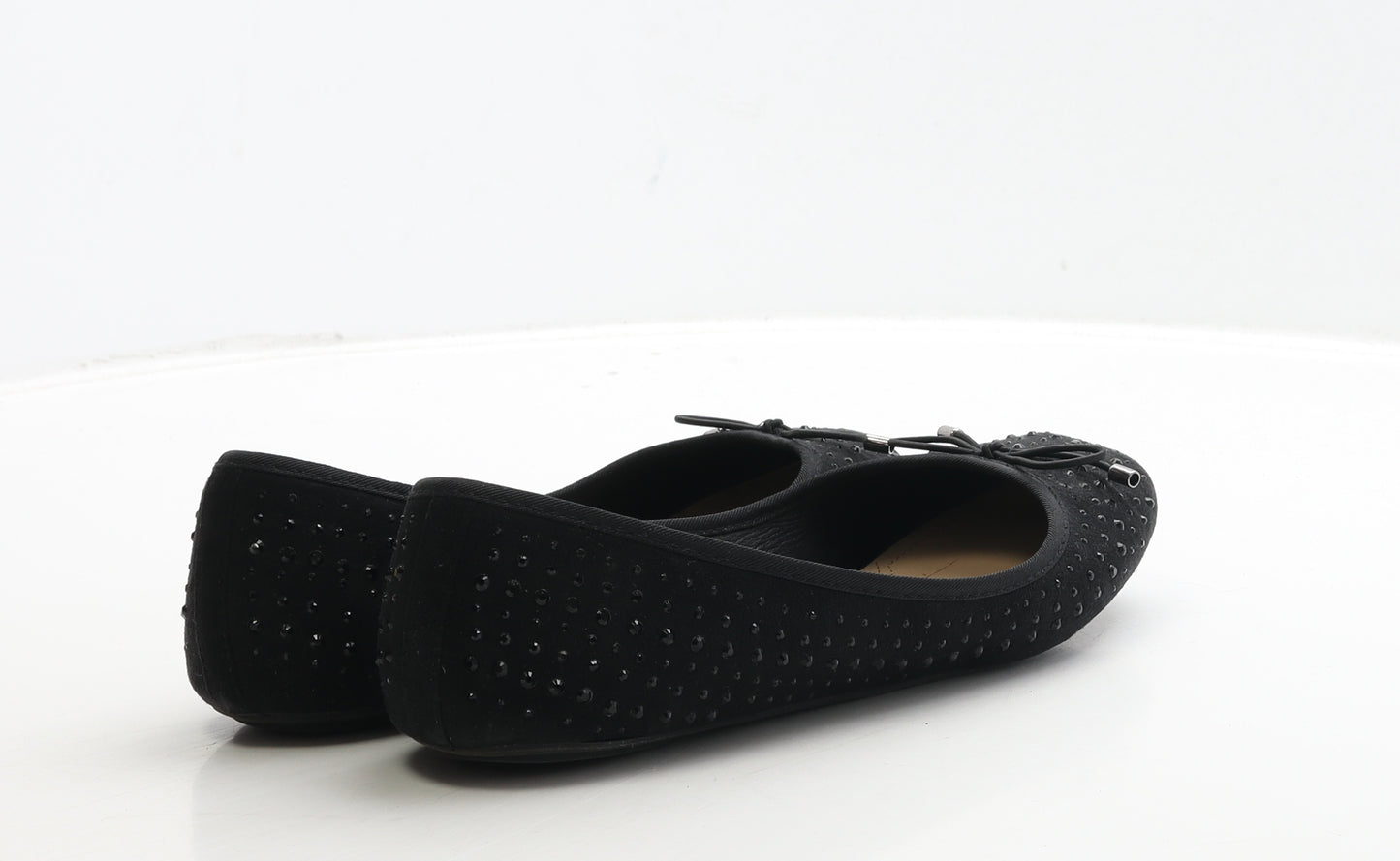 Preworn Womens Black Suede Ballet Flat UK 7 40 - Wide Fit