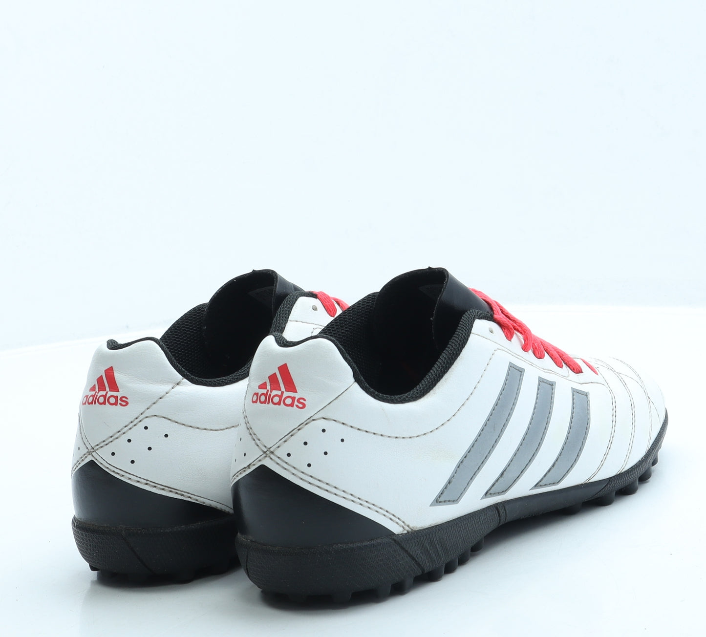 adidas Mens White Leather Trainer UK 8 42 - Astro Turf shoe