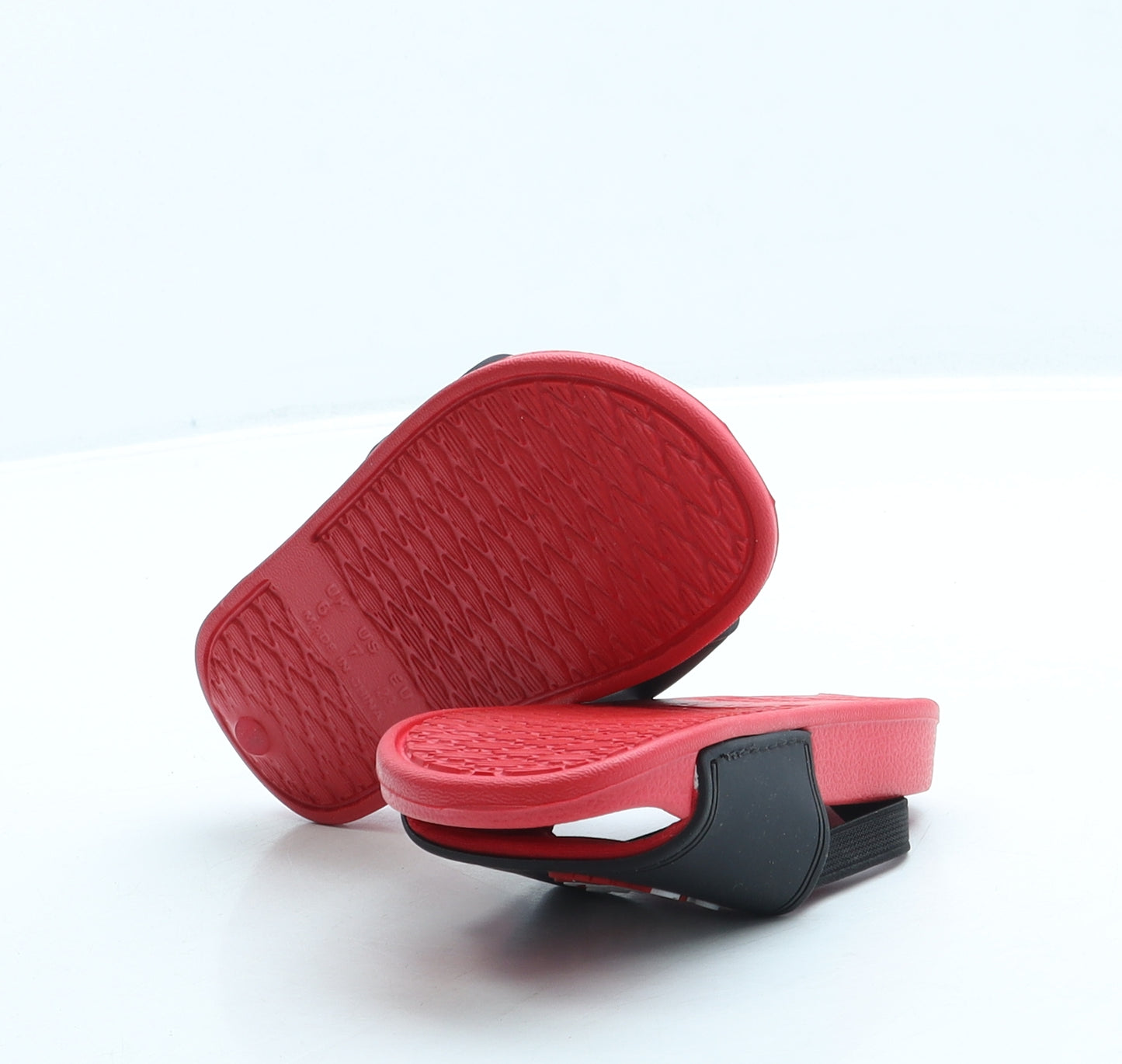 Preworn Boys Red Rubber Slingback Sandal UK 6 23 - Chicago Bulls