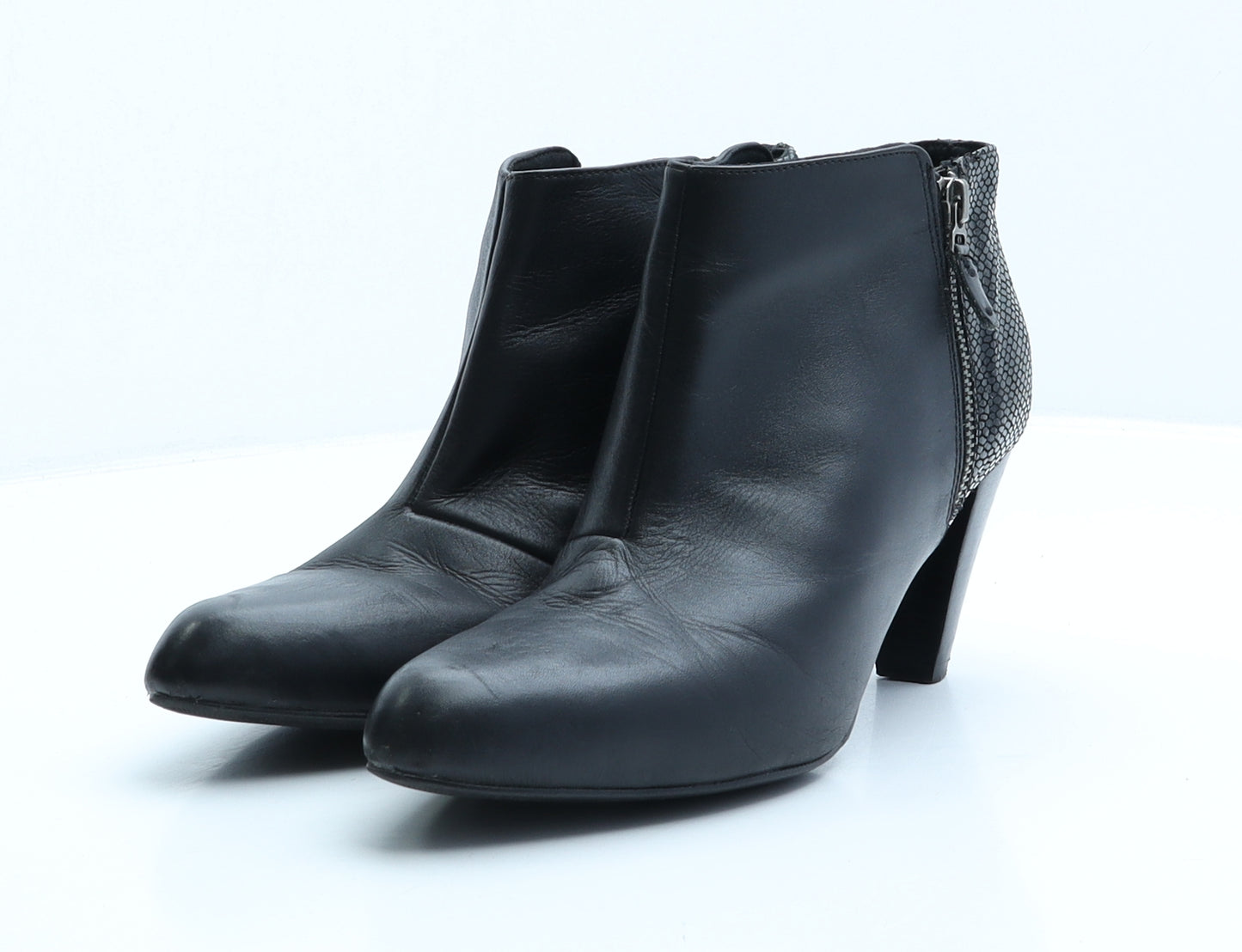 FootGlove Womens Black Leather Bootie Boot UK 7.5 - Wider fit