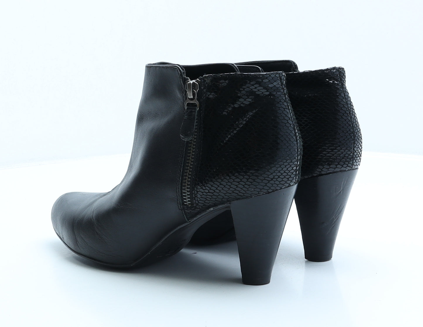 FootGlove Womens Black Leather Bootie Boot UK 7.5 - Wider fit