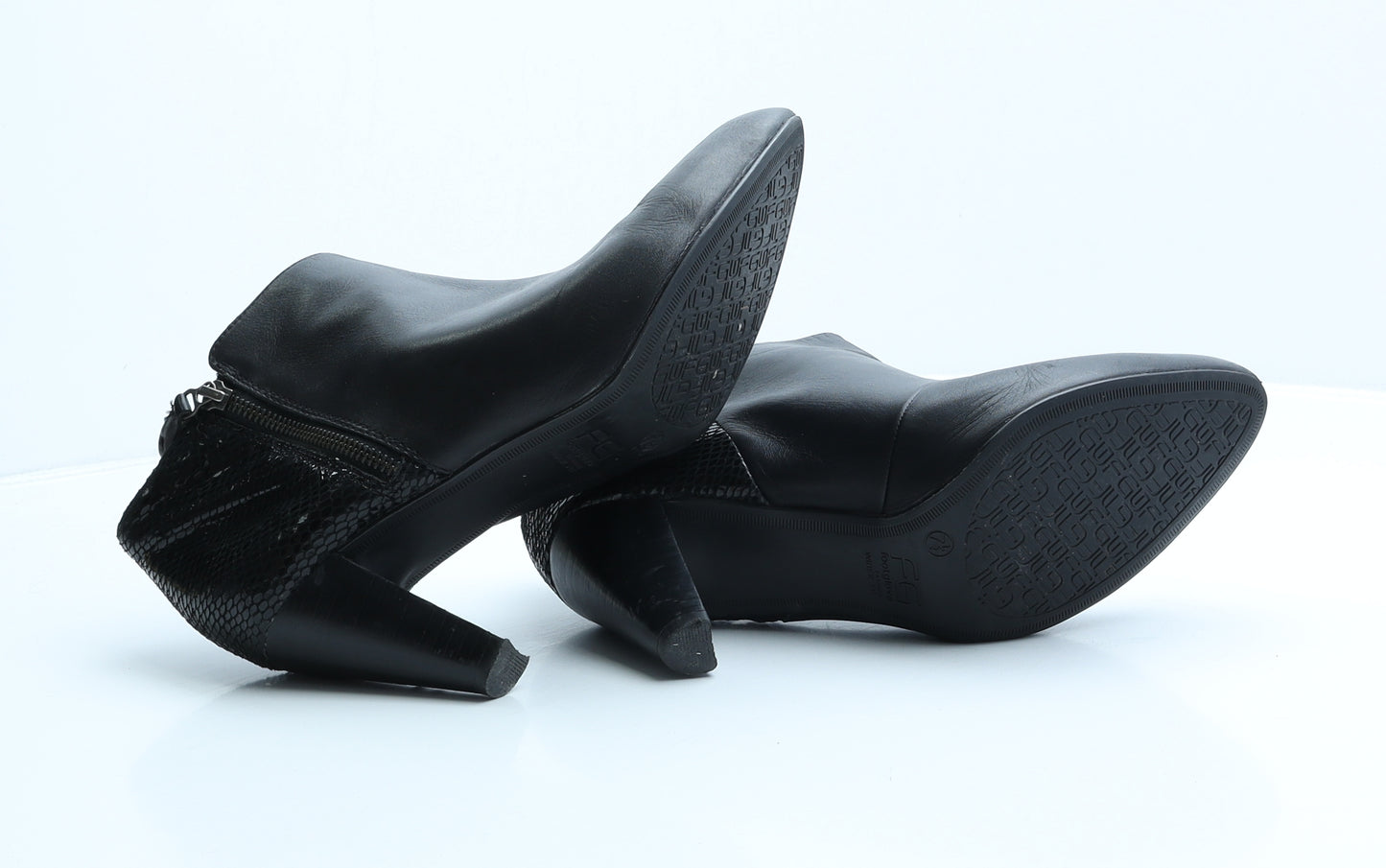 FootGlove Womens Black Leather Bootie Boot UK 7.5 - Wider fit