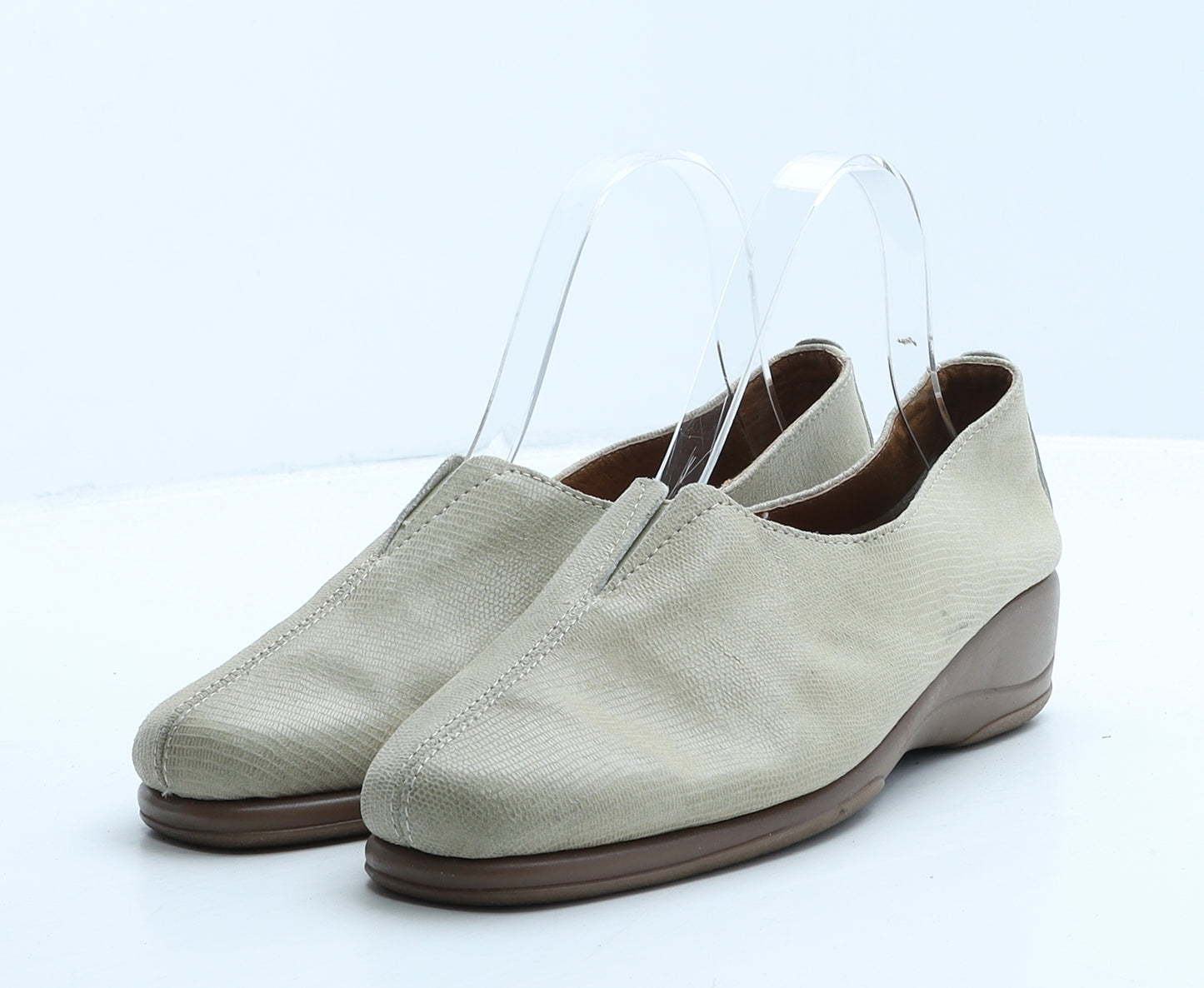 Pavers Womens Beige Geometric Leather Loafer Casual UK 4 37