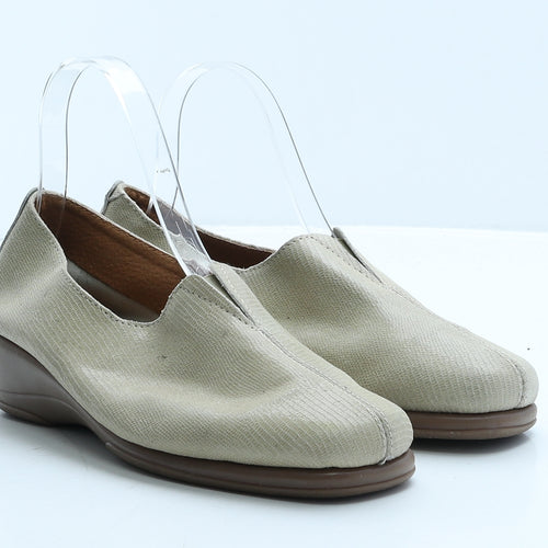 Pavers Womens Beige Geometric Leather Loafer Casual UK 4 37
