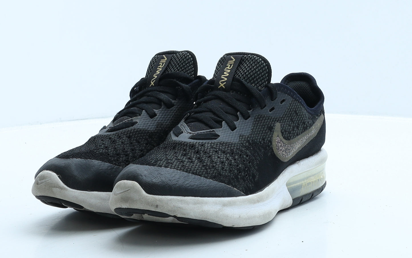 Nike Womens Black Geometric Fabric Trainer UK 3 35.5