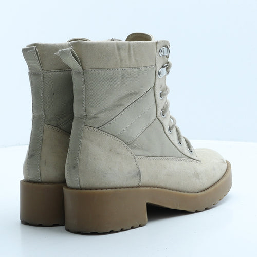 Divided by H&M Womens Beige Suede Combat Boot UK 5 38