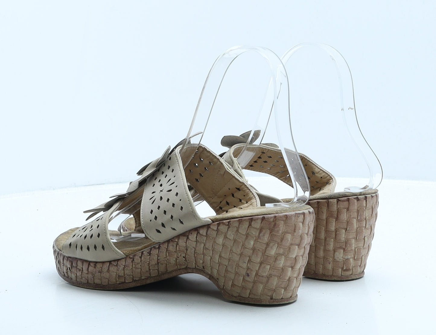 Preworn Womens Beige Geometric Leather Mule Heel UK 6 39 - Flowers