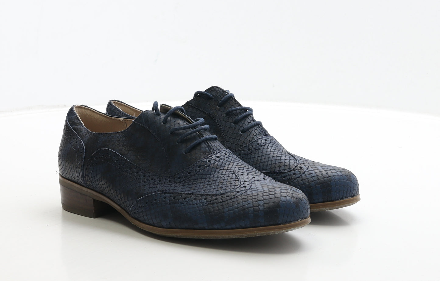 Clarks Womens Blue Leather Oxford Casual UK 6.5 - Brogue Style Snake Pattern