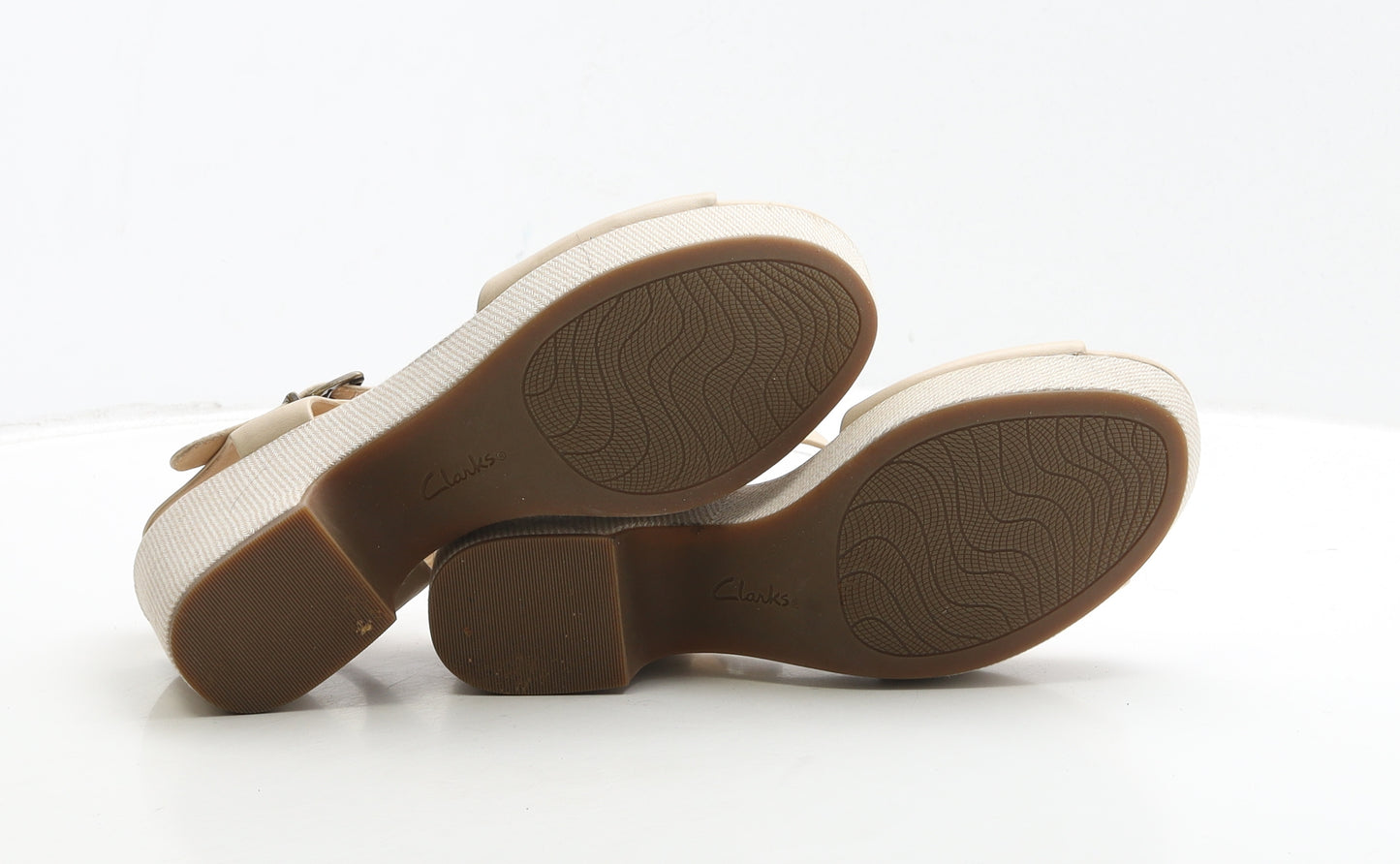Clarks Womens Beige Leather Platform Heel UK 6 39.5