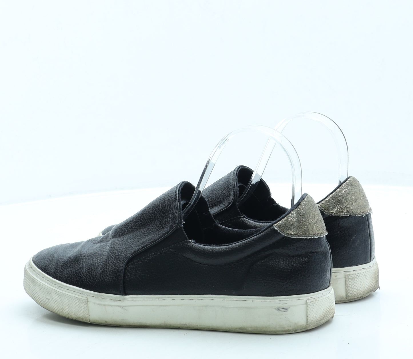 Preworn Womens Black Leather Slip On Flat UK 6.5 40