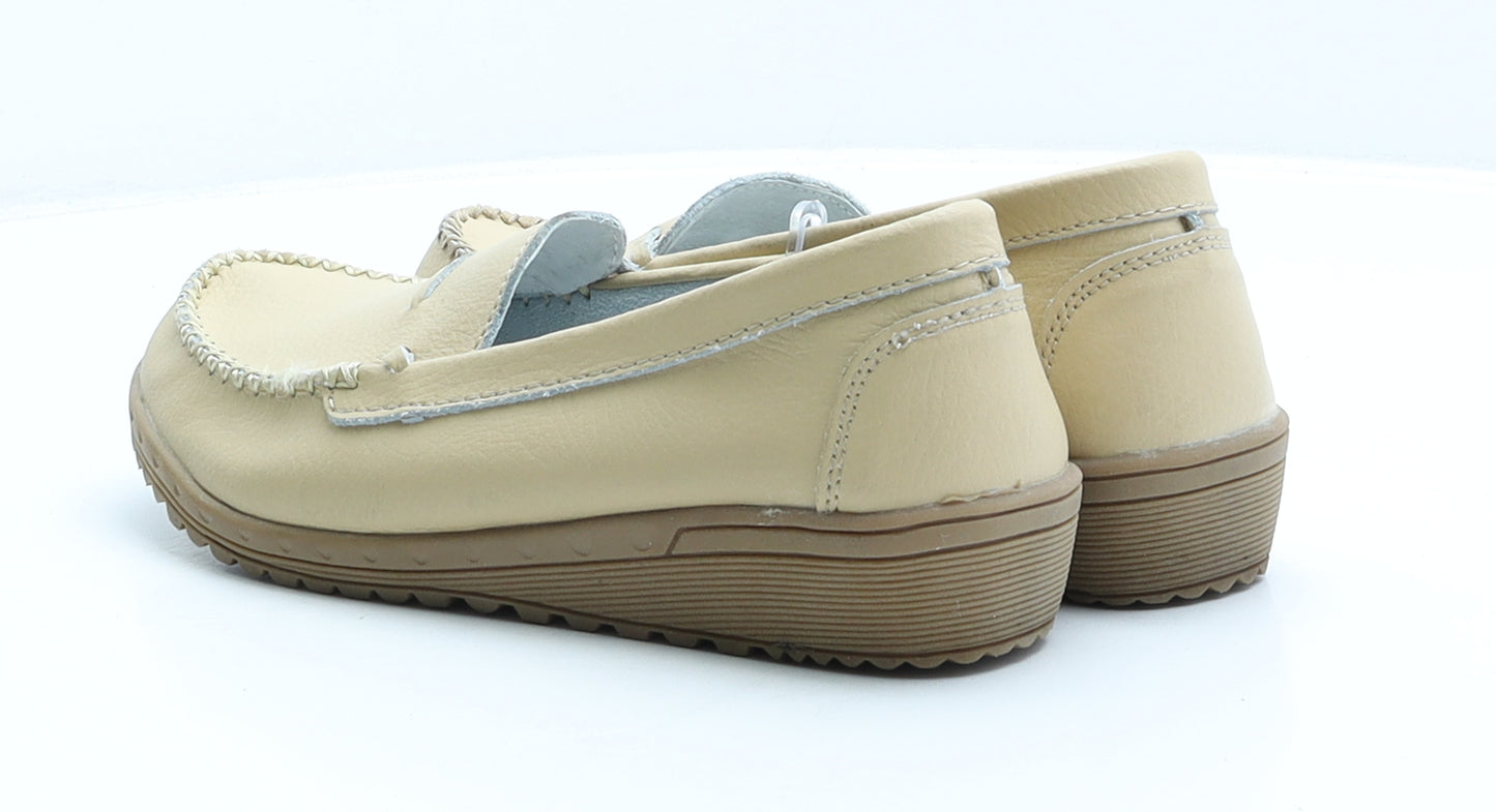 Clifford James Womens Beige Leather Boat Shoe Flat UK 6 39