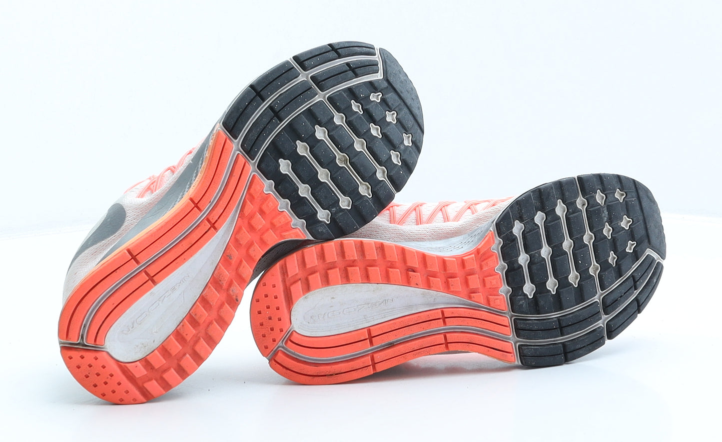 Nike Girls White Polyester Trainer UK 2.5 35.5 US 5