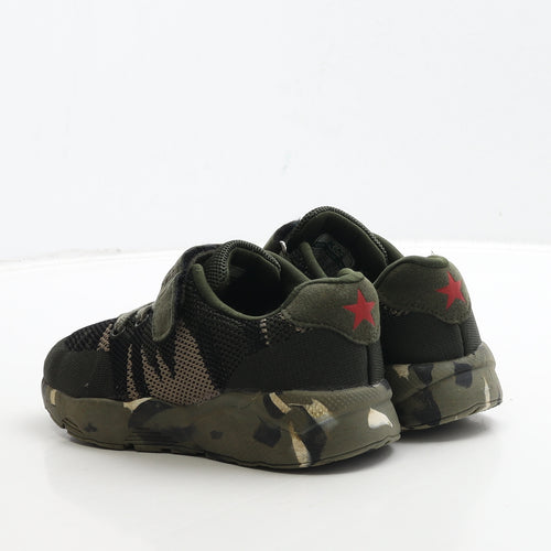 Preworn Boys Green Camouflage Polyester Trainer UK 2 32