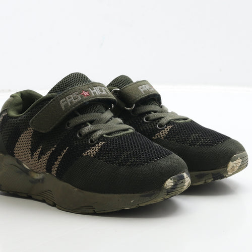 Preworn Boys Green Camouflage Polyester Trainer UK 2 32