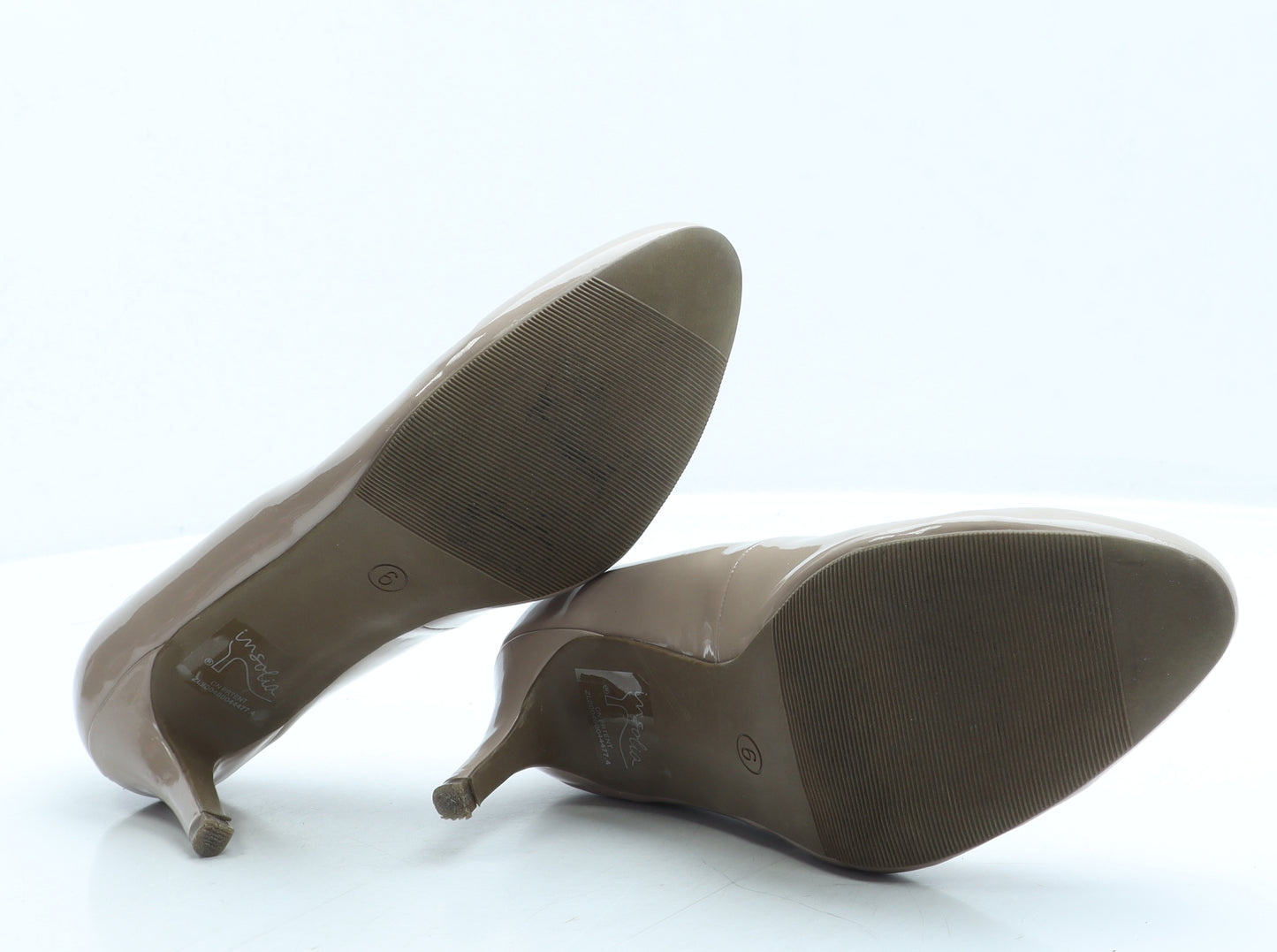 Marks and Spencer Womens Beige Leather Court Heel UK 6