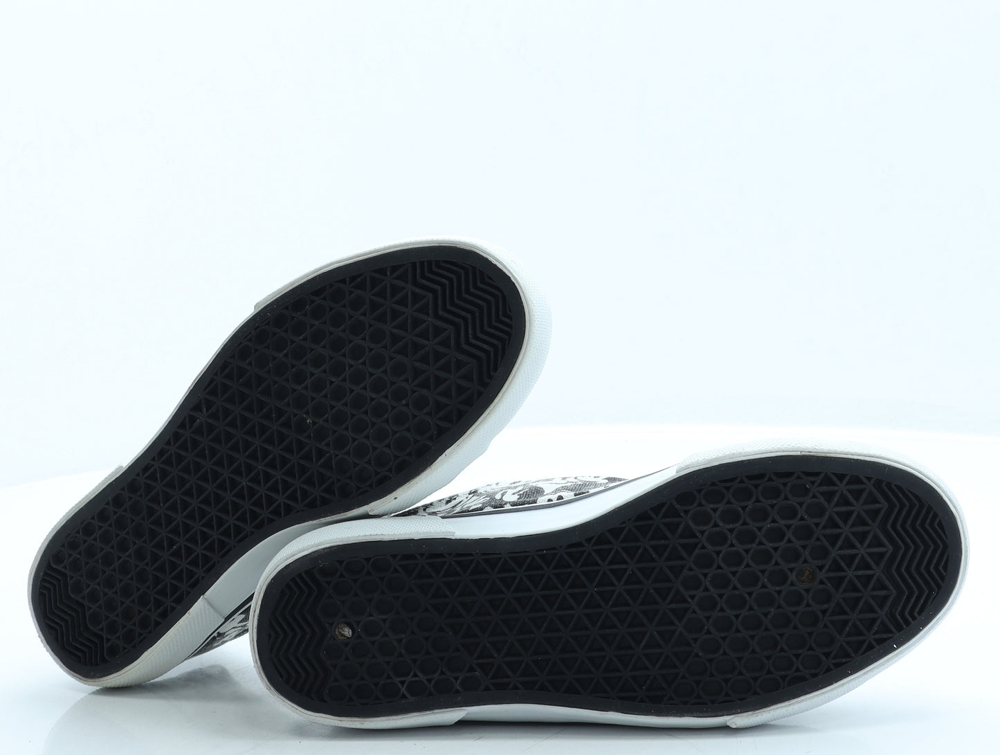 Preworn Womens Black Geometric Polyester Trainer UK 8 - Mickey Mouse