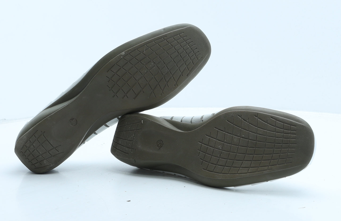 Damart Womens White Leather Ballet Casual UK 8 42 - Flower