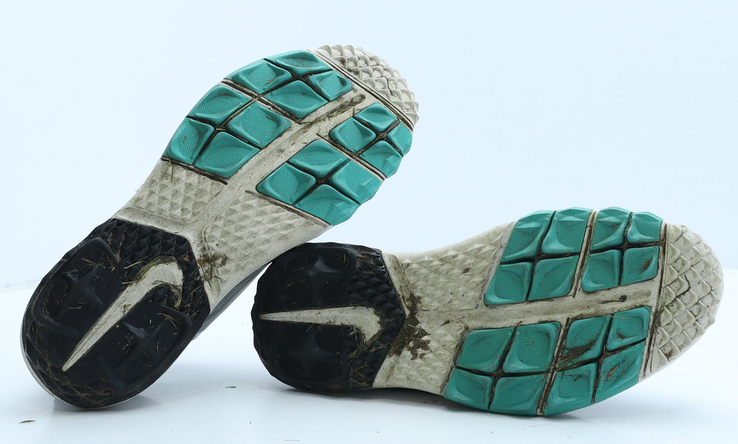 Nike Mens Grey Geometric Fabric Trainer UK 9 44