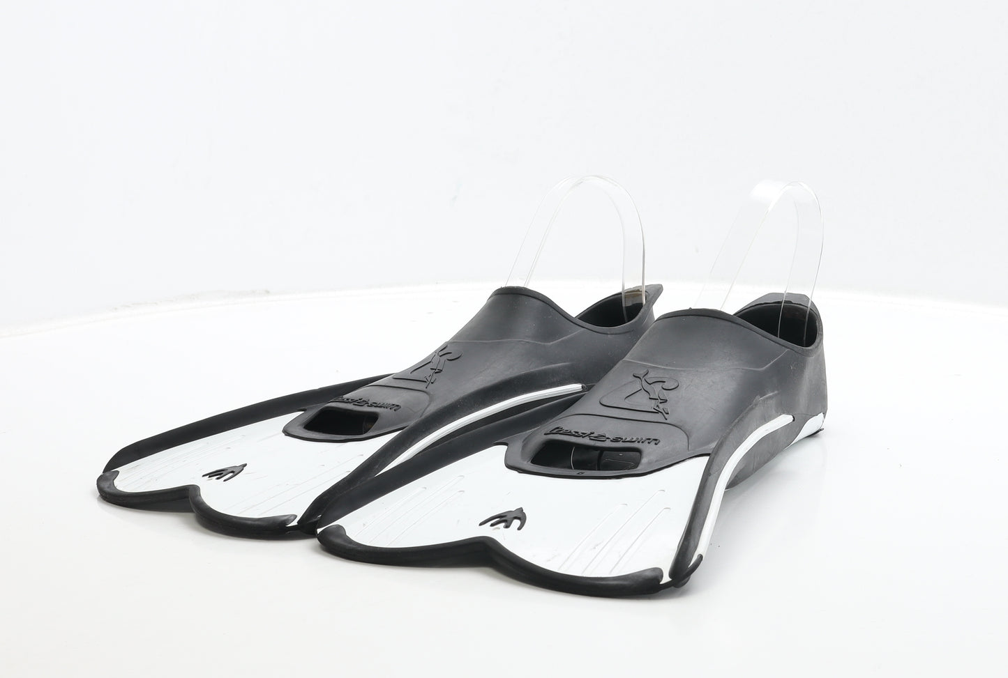 Cessi Swim Girls Black Polyester Slip On Flat UK 2.5 - Unisex Fins