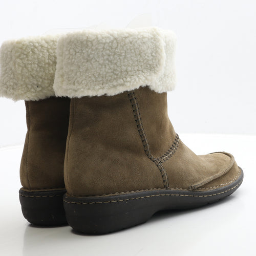 Clarks Womens Brown Leather Shearling Style Boot UK 8