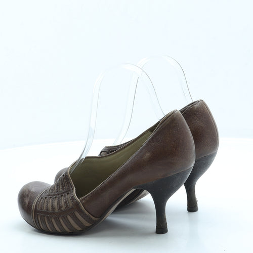 Clarks Womens Brown Leather Court Heel UK 4