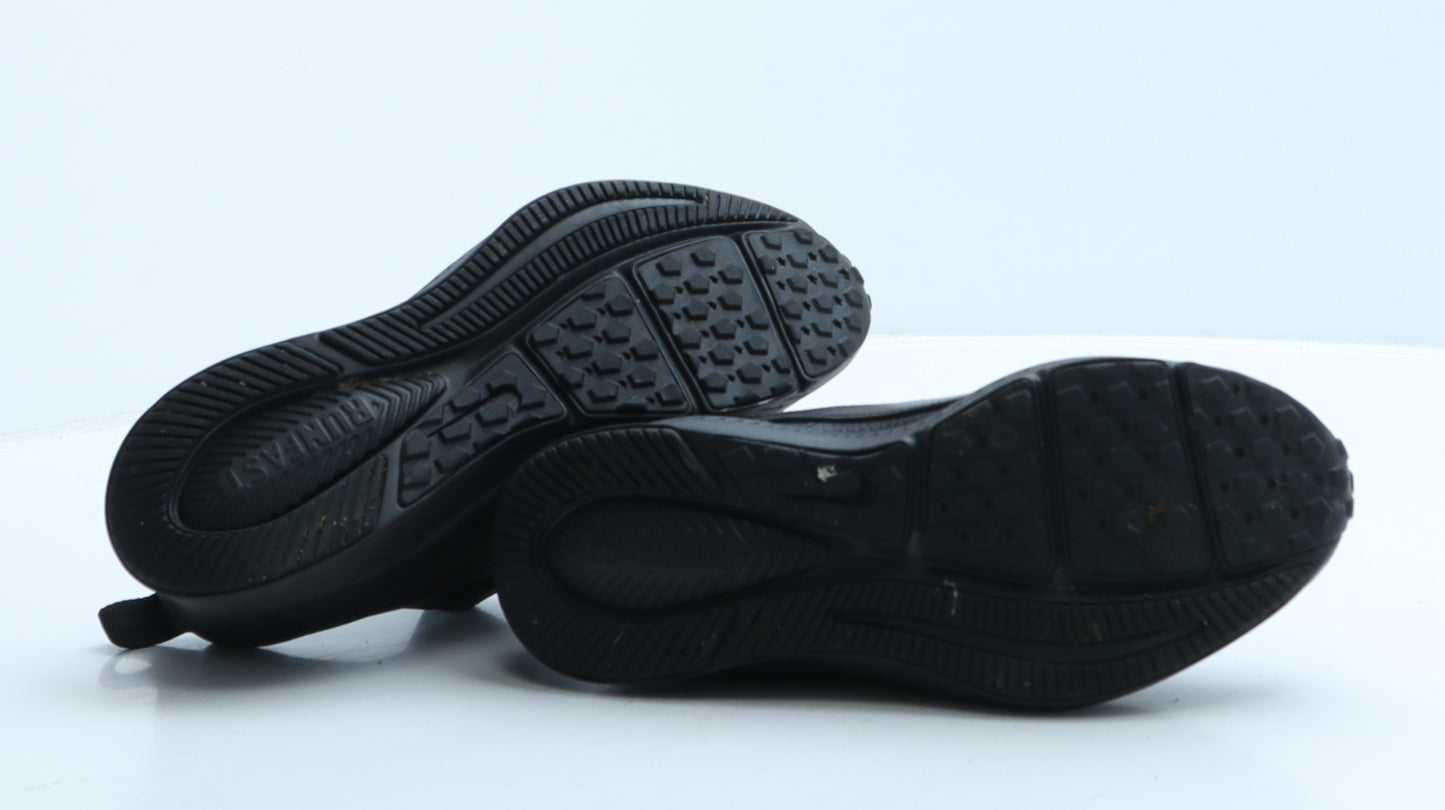 Nike Boys Black Leather Trainer UK 2 34