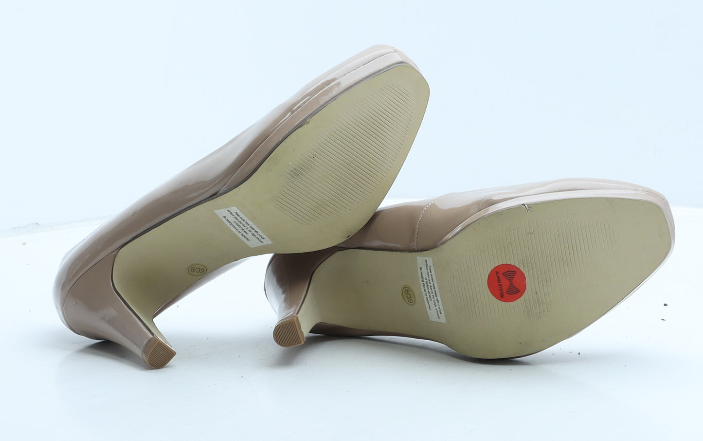 Fiore Womens Beige Vinyl Court Heel UK 6 39