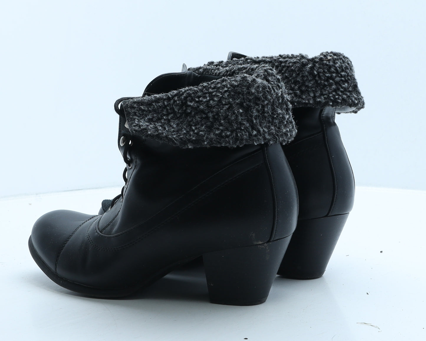 Preworn Womens Black Leather Shearling Style Boot UK 8 41