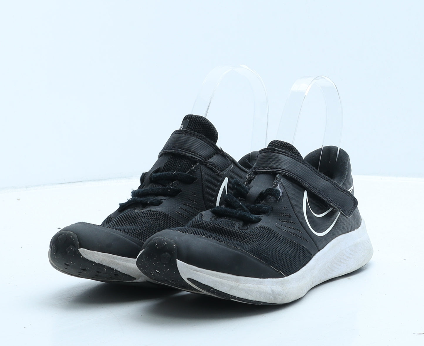 Nike Boys Black Fabric Trainer UK 2 34