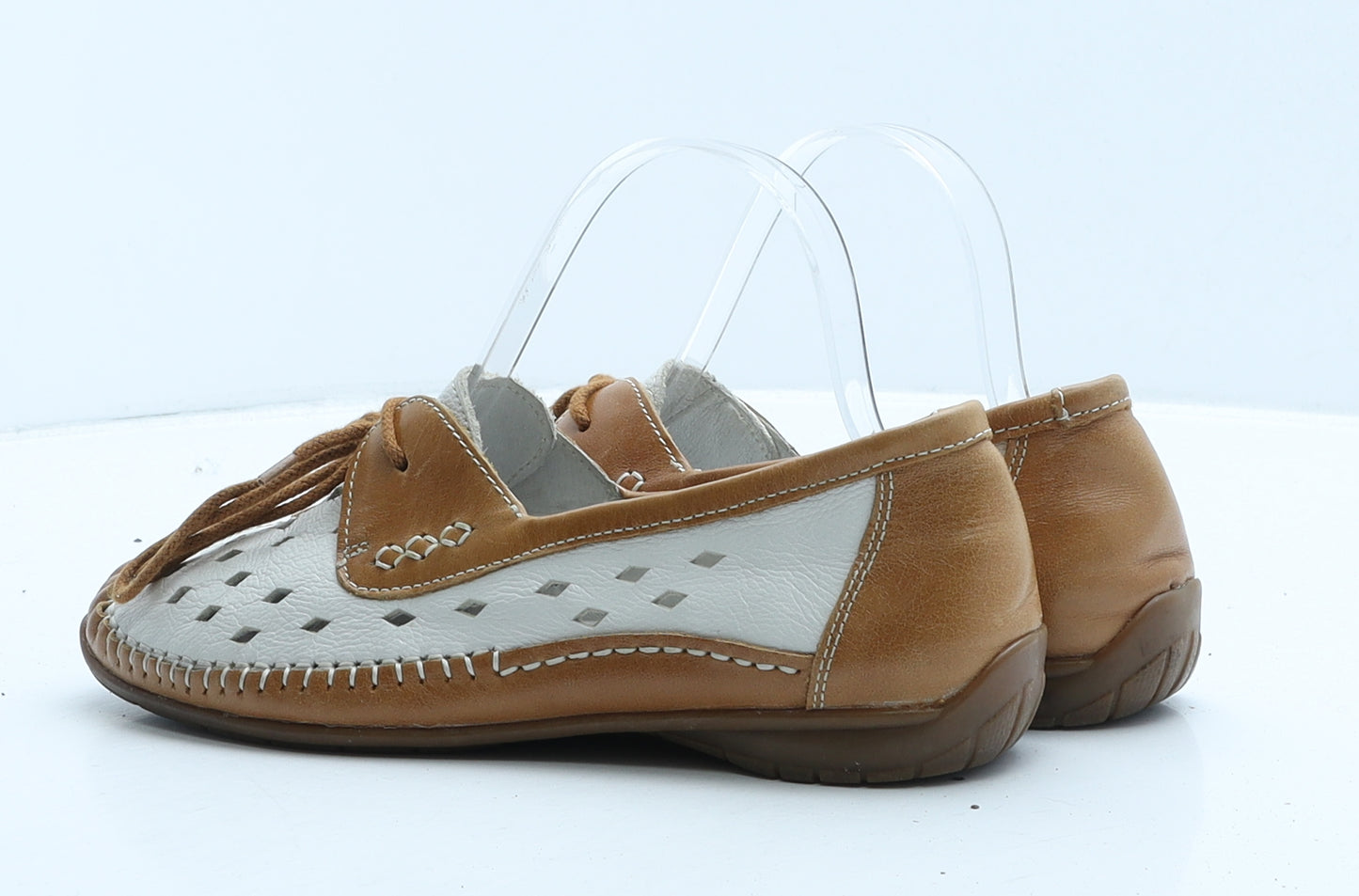 Pavers Womens White Geometric Leather Boat Shoe Casual UK 5 38