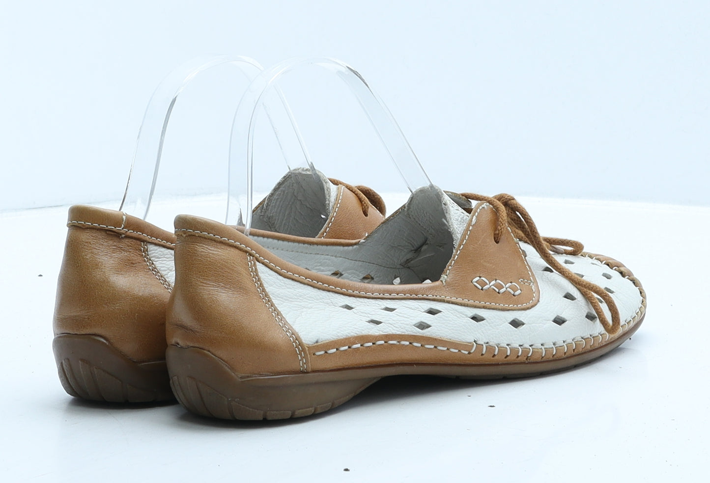 Pavers Womens White Geometric Leather Boat Shoe Casual UK 5 38