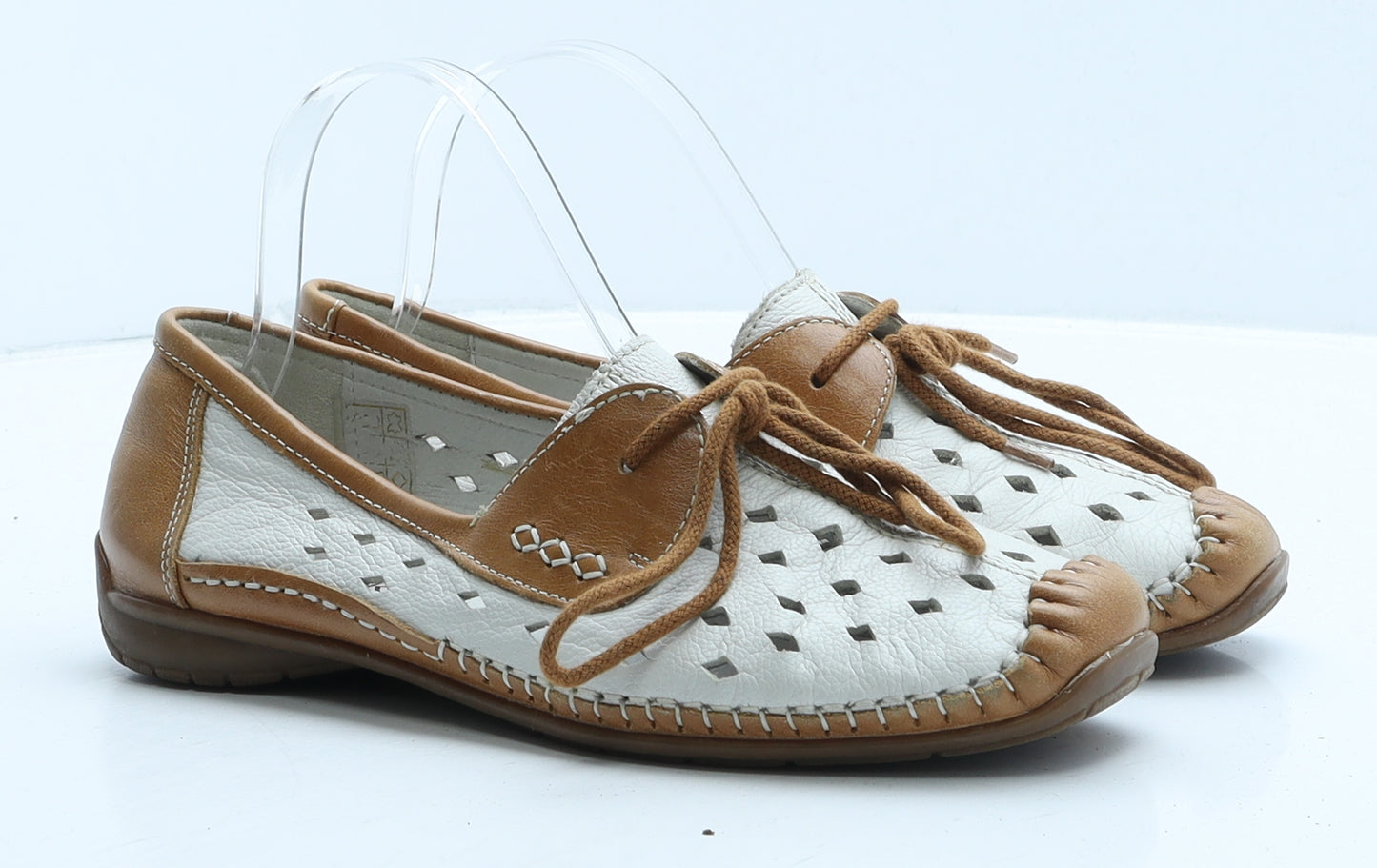 Pavers Womens White Geometric Leather Boat Shoe Casual UK 5 38