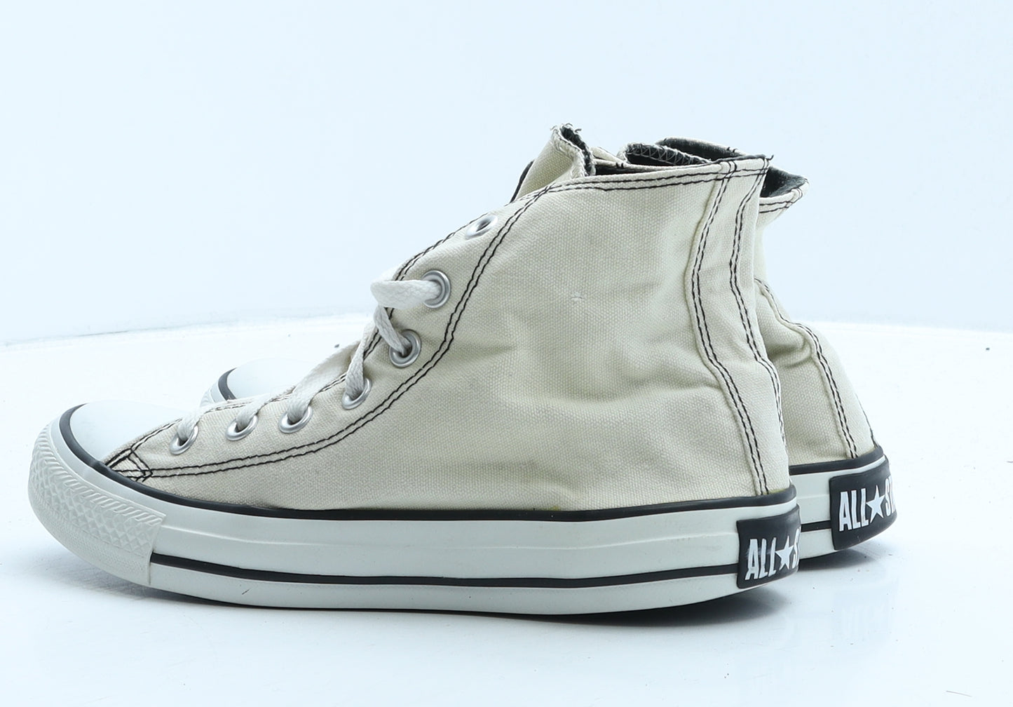Converse Womens Ivory Fabric Trainer UK 6