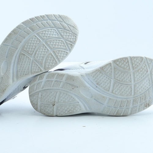 TU Boys White Colourblock Fabric Trainer UK 13