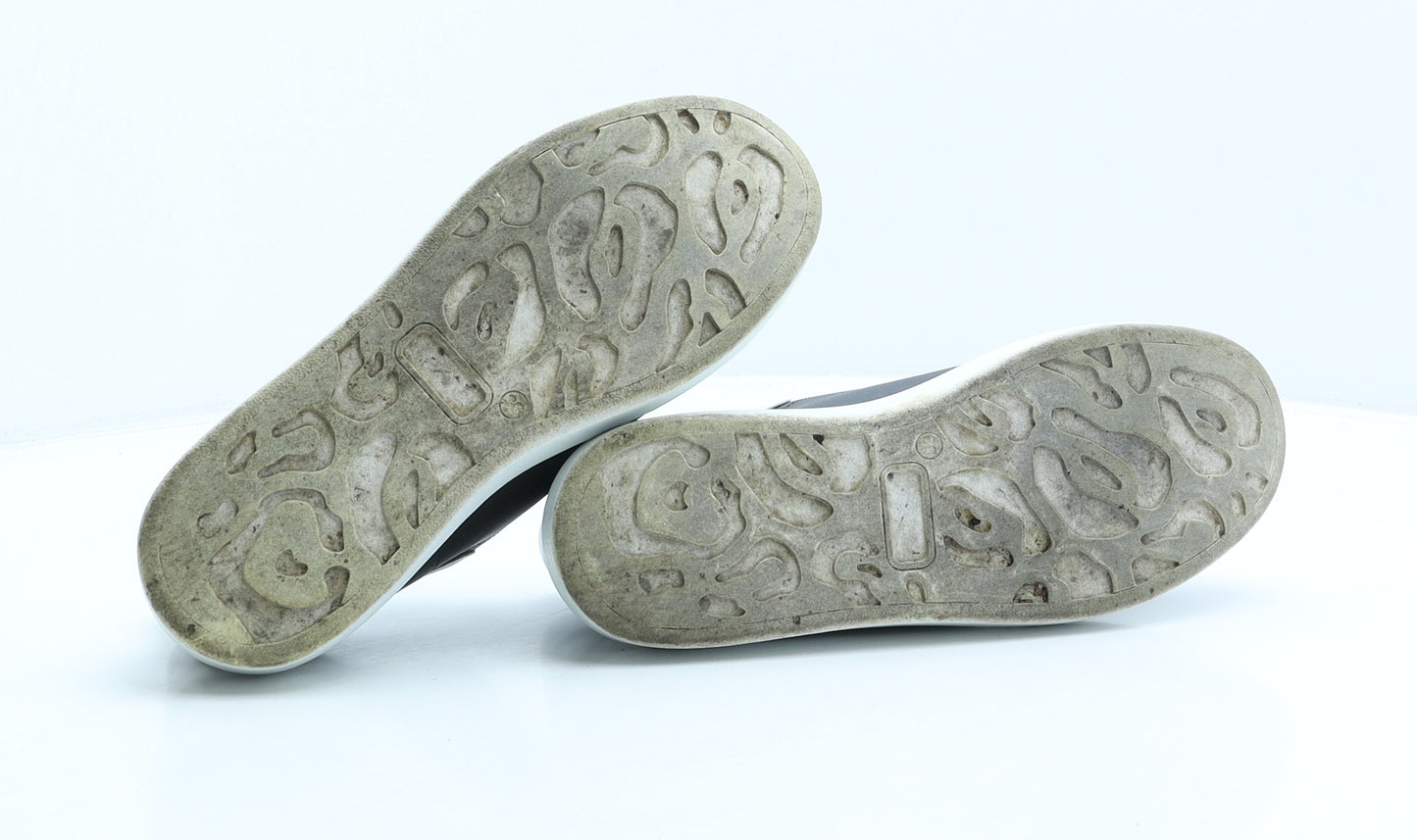 Preworn Womens Black Colourblock Polyester Trainer UK 5 38